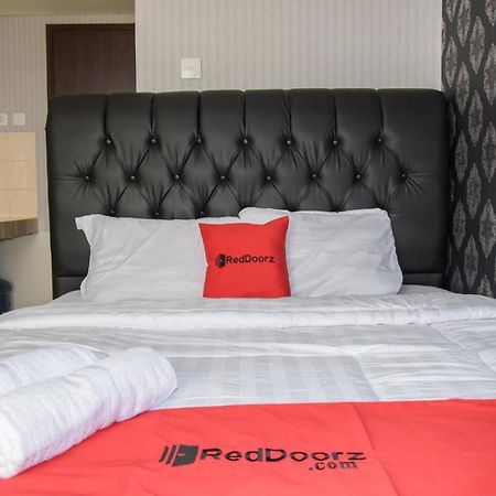 Reddoorz Apartment @ Serpong Green View Tangerang Exterior photo