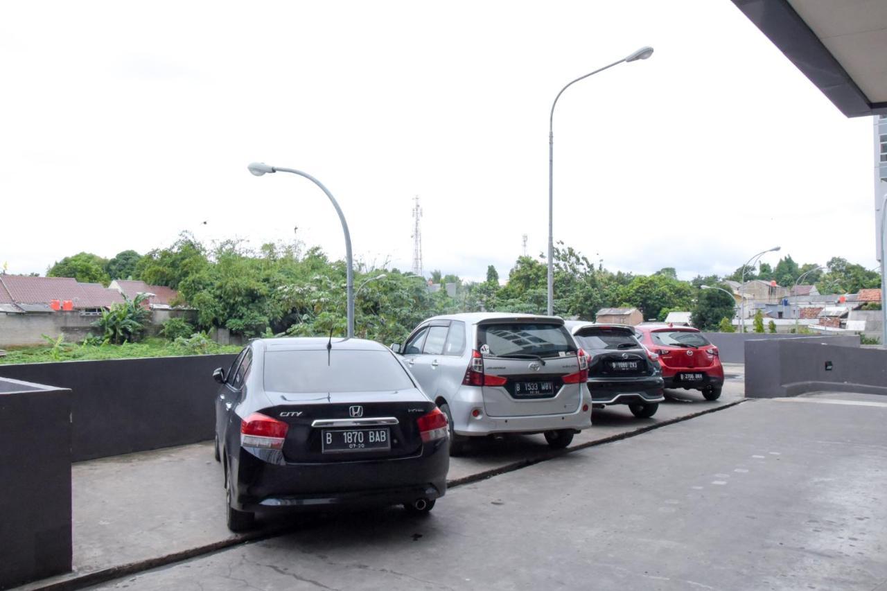 Reddoorz Apartment @ Serpong Green View Tangerang Exterior photo